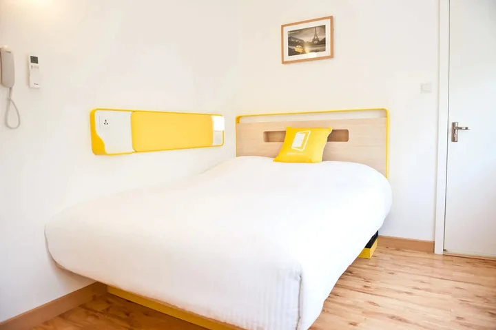 Бангалор: Bloomrooms @ Indiranagar