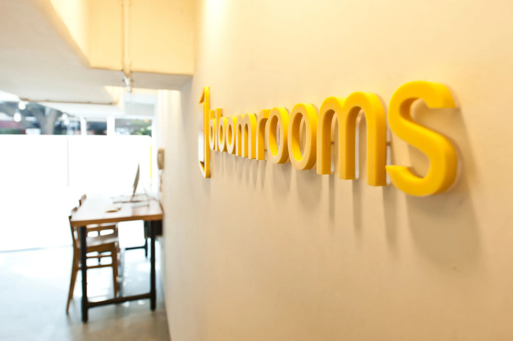 Бангалор: Bloomrooms @ Indiranagar