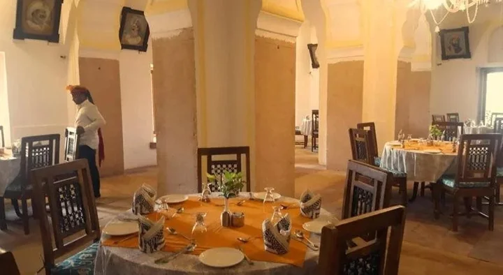 Фатехпур-Сикри: Mahalkhas Palace