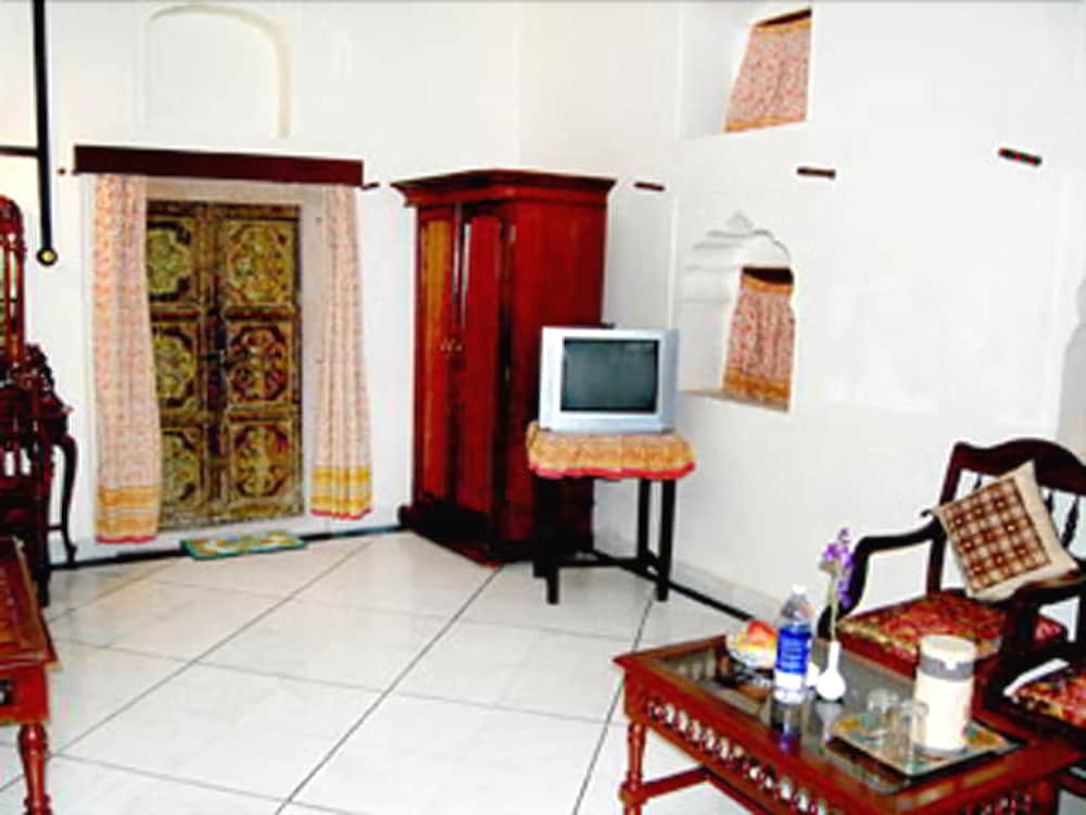 Фатехпур-Сикри: Mahalkhas Palace