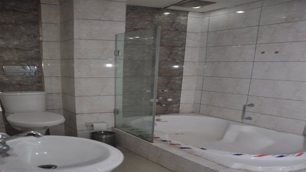 Солан: Hotel Hill Inn