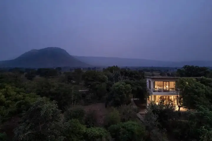 Аджабгарх: Utsav Camp Sariska