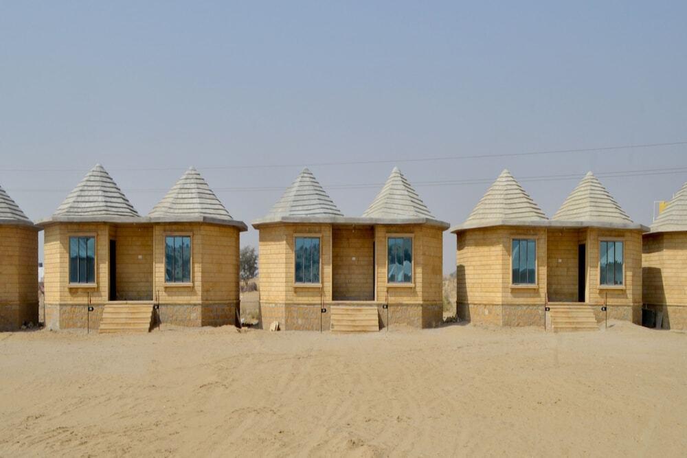 Каной: Om Desert Resort