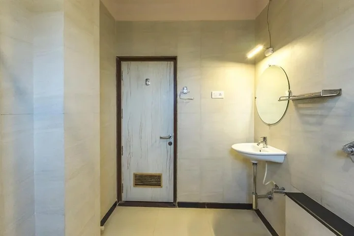 Нандед: Hotel Pooja Garden