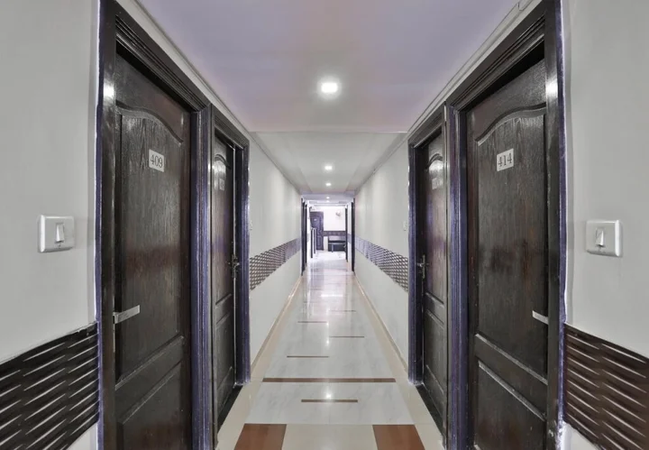 Ахмедабад: Hotel Arya Corporate by OYO Rooms