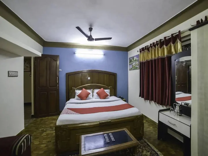 Кунур: OYO 28641 Vijaya Deepa Guest House
