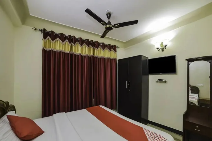 Кунур: OYO 28641 Vijaya Deepa Guest House