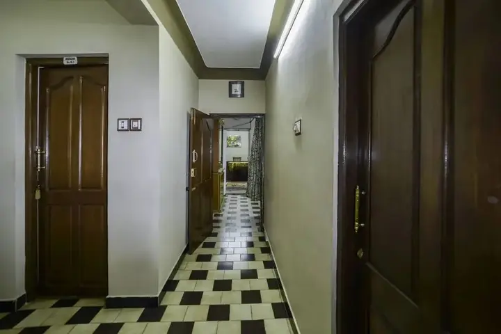 Кунур: OYO 28641 Vijaya Deepa Guest House
