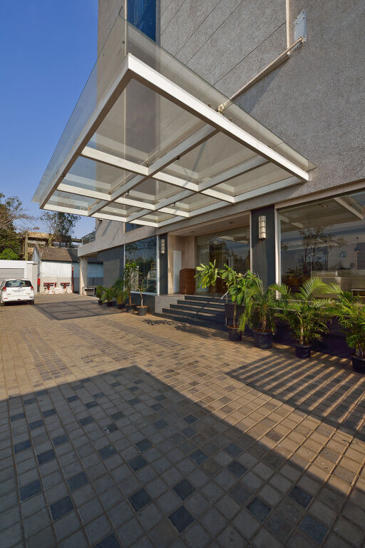 Тхане: Krishna Palace Hotel Ambernath