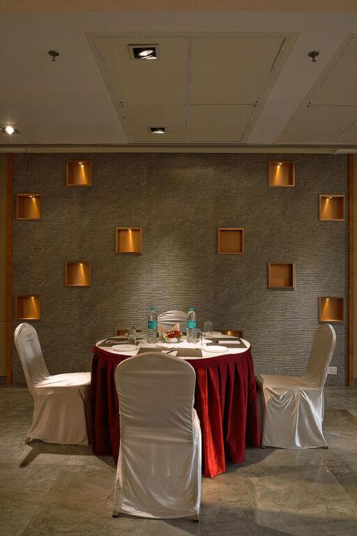 Тхане: Krishna Palace Hotel Ambernath