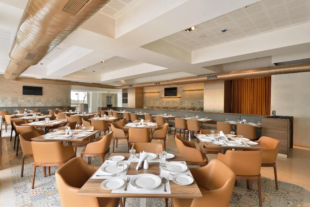 Тхане: Krishna Palace Hotel Ambernath