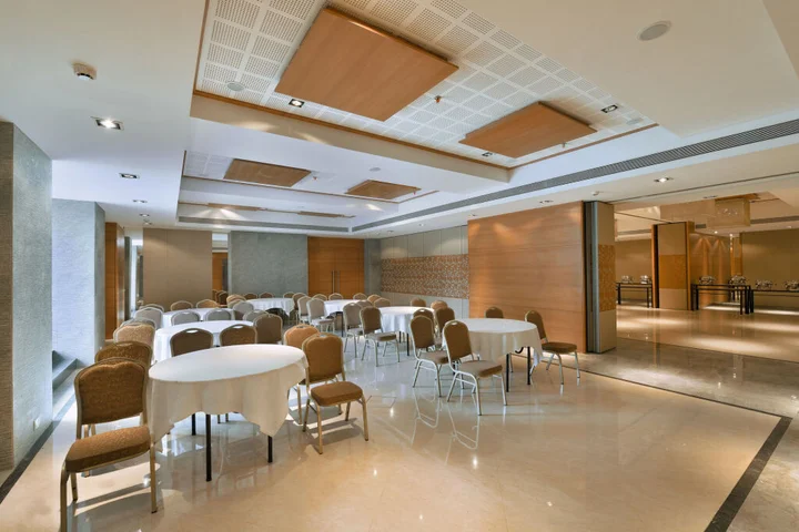 Тхане: Krishna Palace Hotel Ambernath