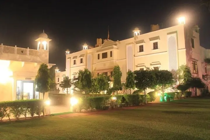 Навалгарх: Hotel Roop Vilas Palace