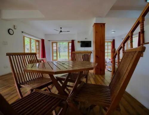 Манали: Maya Cottage