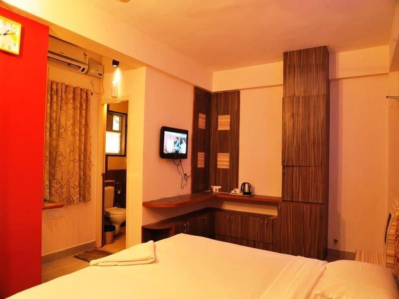 Эроде: Hotel  J Maariot