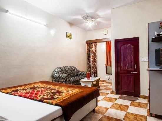 Патанкот: Hotel Parag