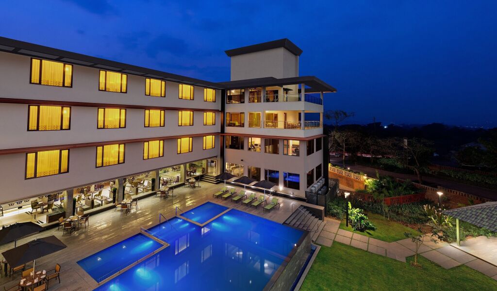 Верем: The Fern Kadamba Hotel and Spa