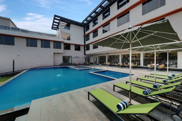 Верем: The Fern Kadamba Hotel and Spa