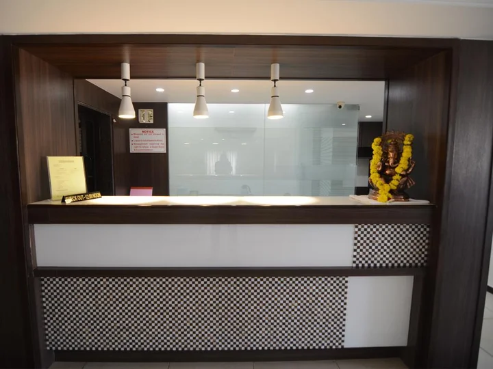 Джамнагар: Hotel Kirti