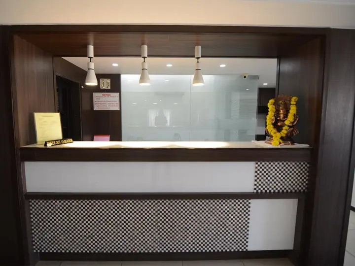 Джамнагар: Hotel Kirti