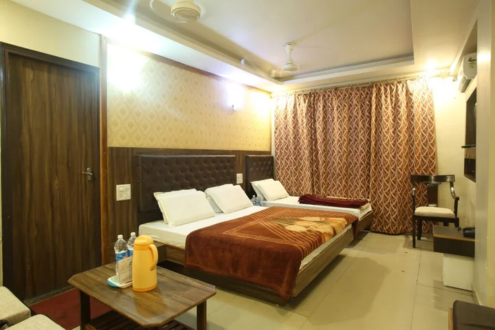 Катра: Hotel Amrita