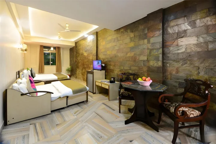 Агра: Hotel Ashish Palace