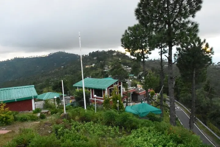 Раникхет: The Moksha Retreat