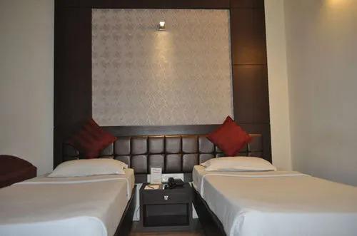 Варанаси: Starihotels Cantt Varanasi