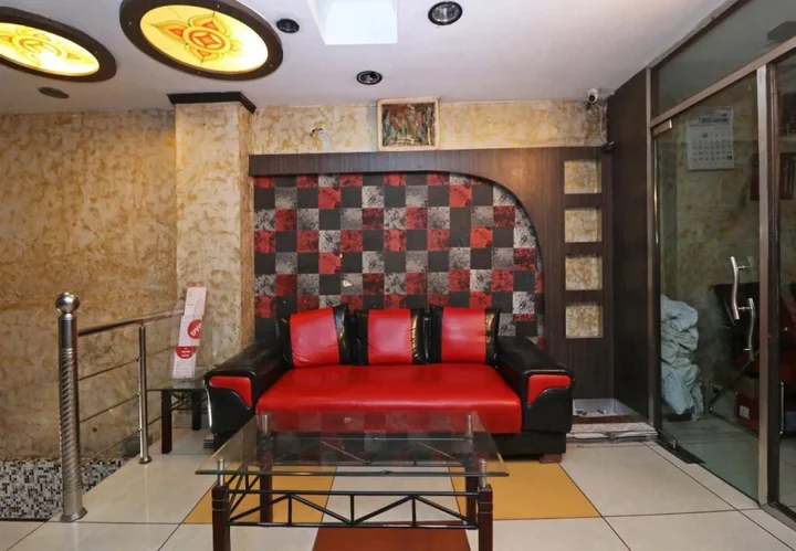 Катра: Hotel Novelty