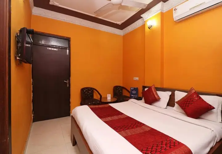Катра: Hotel Novelty
