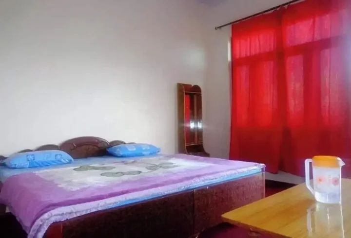 Раникхет: Snow View Guest House Kausani