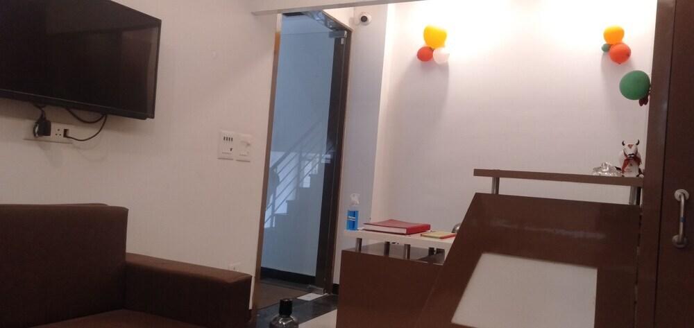 Нью-Дели: JET FOX By Aero View Hotel, Delhi Airport