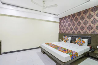 Райпур: Hotel Imperial Arjun
