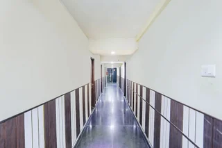 Райпур: Hotel Imperial Arjun