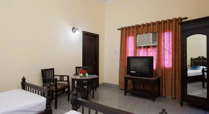 Узел Хануманангарх: Rajvi Palace Hotel