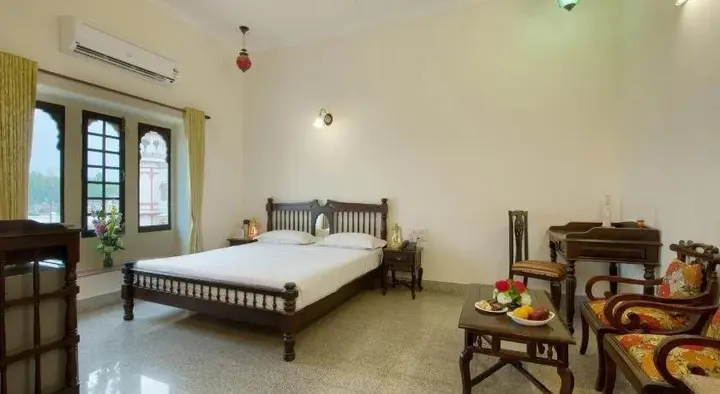Узел Хануманангарх: Rajvi Palace Hotel