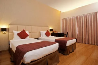 Ахмеднагар: Iris Premiere Bed and Breakfast