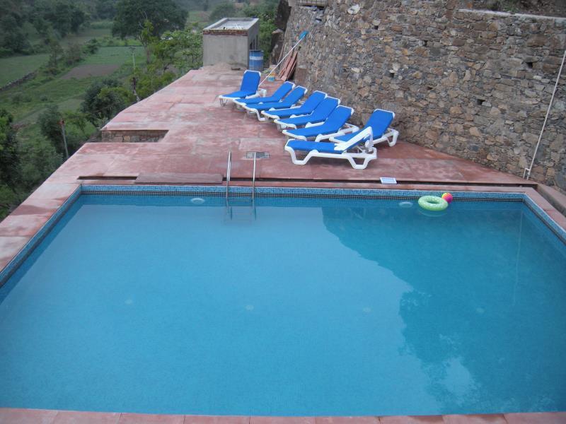 Садри: The DABS Kumbhlgarh
