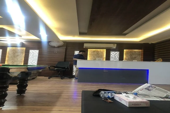 Гуруграм: OYO 酒店玫丹塔 III 馆套房(OYO Rooms Medanta III)