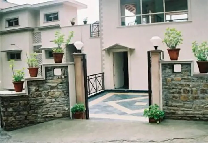 Раникхет: Woodsvilla Residency Ranikhet