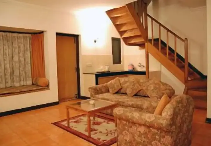 Раникхет: Woodsvilla Residency Ranikhet