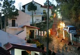 Раникхет: Woodsvilla Residency Ranikhet