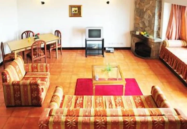 Раникхет: Woodsvilla Residency Ranikhet