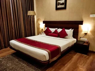 Лакхнау: Sapna Clarks Inn