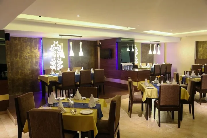 Лакхнау: Sapna Clarks Inn