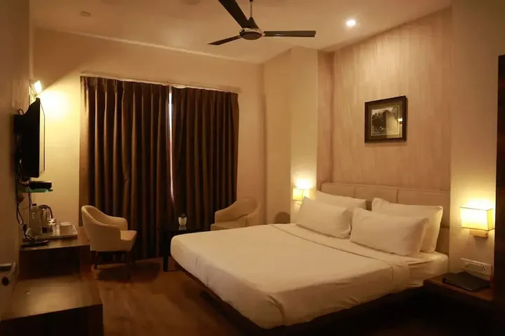 Лакхнау: Sapna Clarks Inn