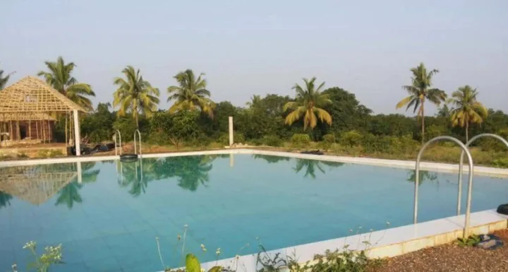 Сазан: Gir Villa Resort