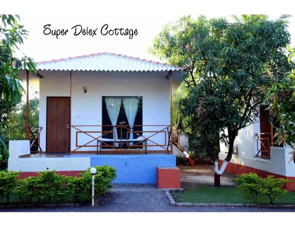 Сазан: Gir Villa Resort