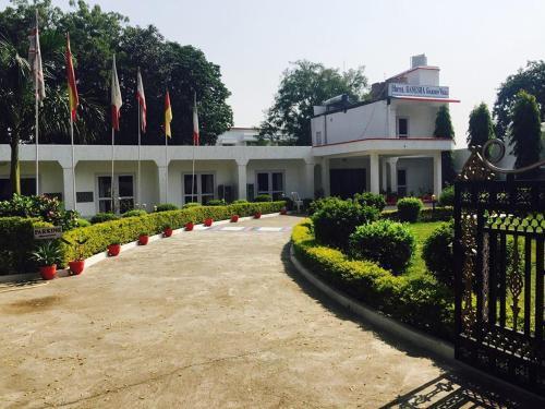 Кхаджурахо: Hotel Ganesha Garden Villa