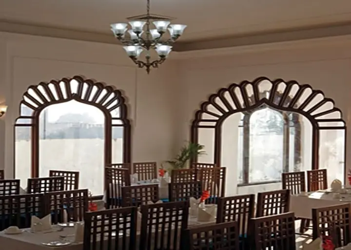 Агра: Hotel Utkarsh Vilas